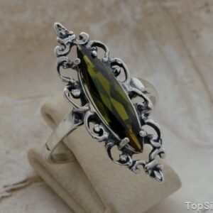 BOSU - srebrny pierścionek z oliwinem