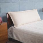 Relaksacyjna beżowa poduszka na zagłówek łóżka różne rozmiary