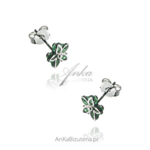 Kolczyki srebrne kwiatki z zieloną cyrkonią
