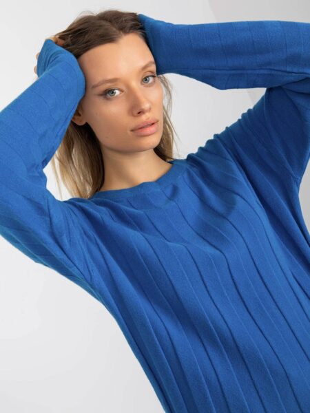 Sweter klasyczny ciemny niebieski casual dekolt okrągły rękaw długi materiał prążkowany