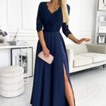 Jacqueline elegancka koronkowa długa suknia z dekoltem - GRANATOWA