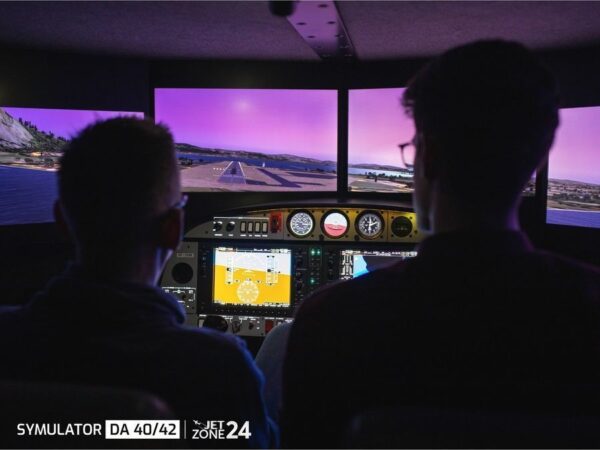 Symulator lotu samolotem - Diamond. DA 40/42 - Warszawa - 60 minut