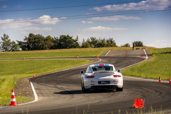 Jazda. Porsche - kierowca - Kielce - 10 okrążeń + co-drive