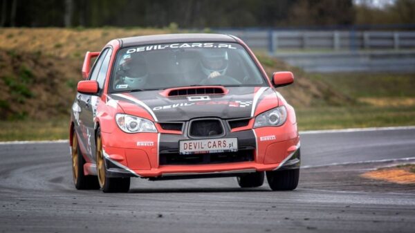 Jazda. Subaru. Impreza. WRX i. BMW M Power- kierowca - Cała. Polska - 4 okrążenia