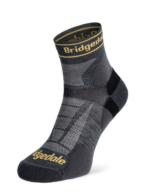 Skarpety. Bridgedale. Ultralight. T2 Merino. Sport 3/4 Crew - gunmetal