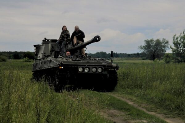 Wyprawa samobieżnym działem polowym. Fv433 Abbot - Gorzów. Wlkp - kierowca