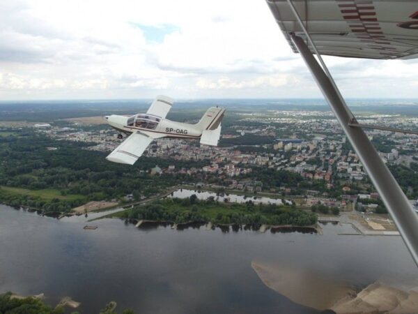 Lot zapoznawczy samolotem - Toruń 60 minut (2 osoby)