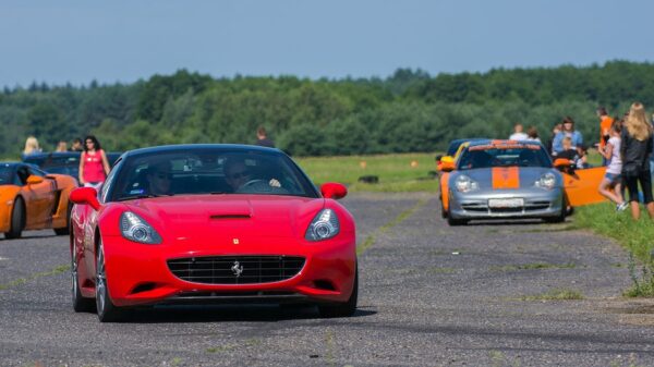 Jazda. Ferrari. California - kierowca - Cała. Polska - 4 okrążenia