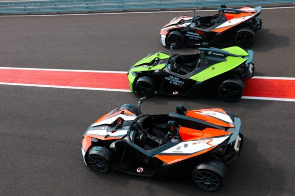 Jazda bolidem. KTM XBOW - kierowca - Tor. Słomczyn (Warszawa) - 1 okrążenie