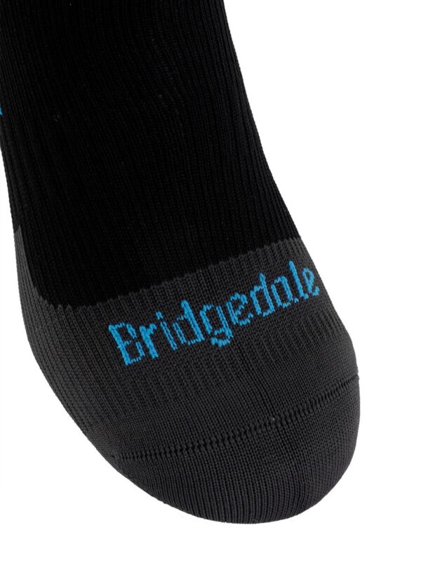 Wodoszczelne skarpety. Bridgedale. Storm. Sock. Mid. Ankle - black/blue